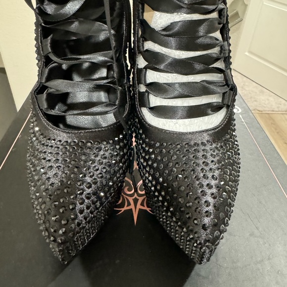 Rhinestones Lace Up Platform Booties Size 7 - Picture 10 of 16